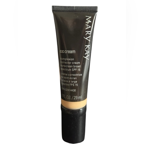 NEW Mary Kay CC Cream Sunscreen Broad Spectrum SPF 15 Foundation Medium to Deep - Picture 1 of 2